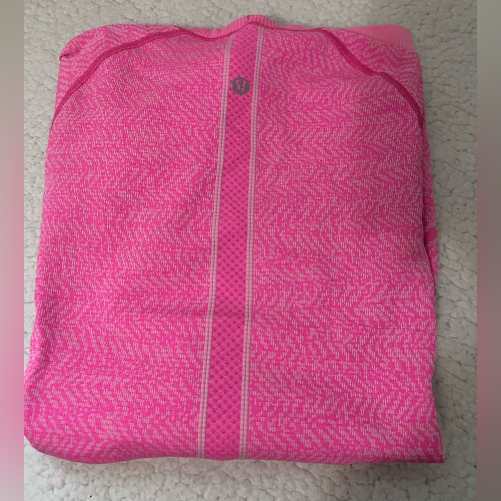 Lululemon swiftly - Picture 2 of 2